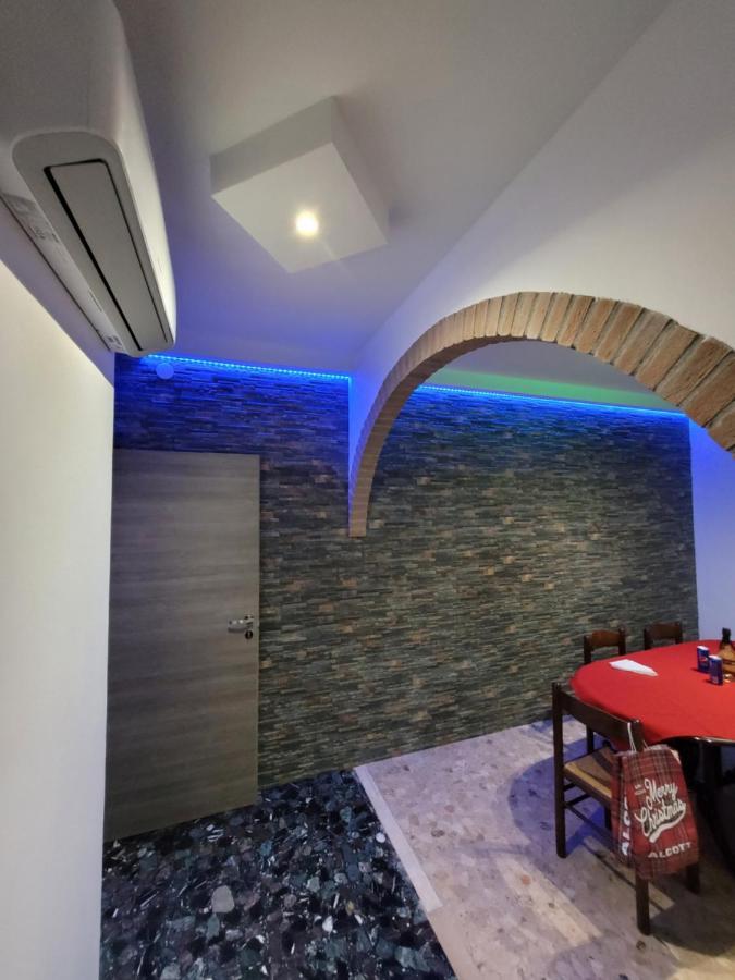 B&B "Gabriel&Melissa" Airport View - Nuova - Ristrutturato Gennaio 2022 เตสเซรา ภายนอก รูปภาพ